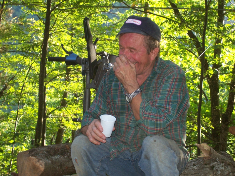  Image name: Persone113.jpg 
 width: 800 pixel 
 height: 601 pixel 
 Size: 538316 bytes 
 Click to enlarge 